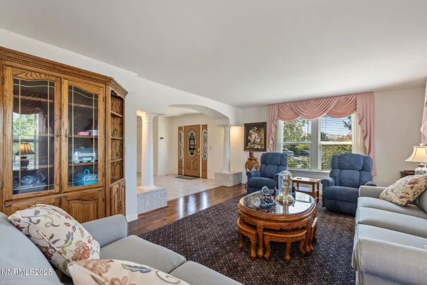 3555 Vista, Sparks, Nevada 89436, 5 Bedrooms Bedrooms, ,3 BathroomsBathrooms,Residential,Residential,Vista,250051853