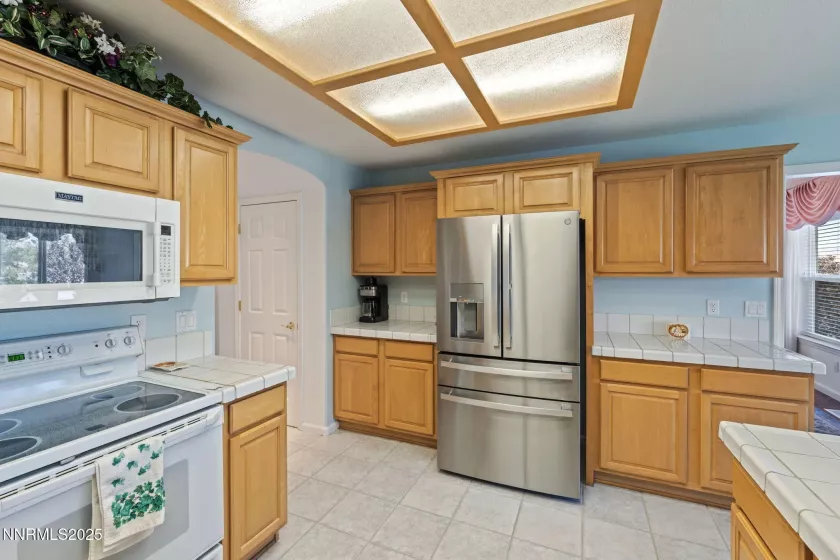3555 Vista, Sparks, Nevada 89436, 5 Bedrooms Bedrooms, ,3 BathroomsBathrooms,Residential,Residential,Vista,250051853