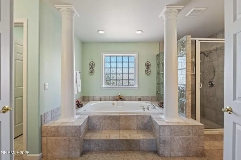 3555 Vista, Sparks, Nevada 89436, 5 Bedrooms Bedrooms, ,3 BathroomsBathrooms,Residential,Residential,Vista,250051853