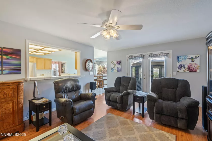 3555 Vista, Sparks, Nevada 89436, 5 Bedrooms Bedrooms, ,3 BathroomsBathrooms,Residential,Residential,Vista,250051853