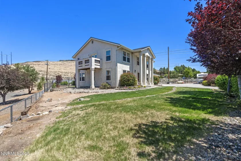 3555 Vista, Sparks, Nevada 89436, 5 Bedrooms Bedrooms, ,3 BathroomsBathrooms,Residential,Residential,Vista,250051853