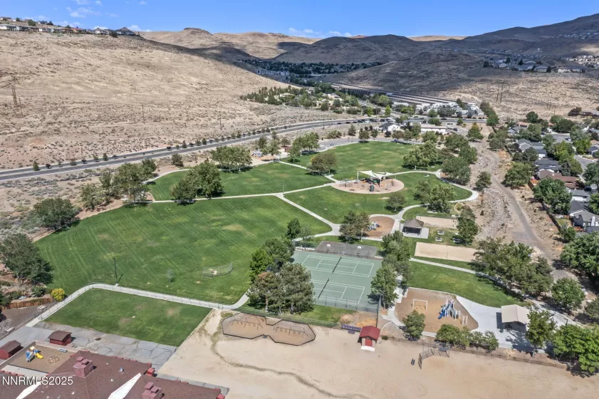 3555 Vista, Sparks, Nevada 89436, 5 Bedrooms Bedrooms, ,3 BathroomsBathrooms,Residential,Residential,Vista,250051853