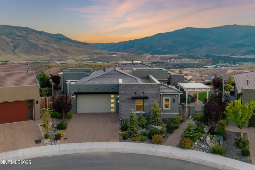 2223 Hillsborough, Reno, Nevada 89523, 3 Bedrooms Bedrooms, ,4 BathroomsBathrooms,Residential,Residential,Hillsborough,250051862
