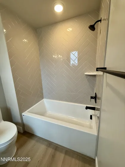 200 Pebble Creek, Sparks, Nevada 89441, 5 Bedrooms Bedrooms, ,5 BathroomsBathrooms,Residential,Residential,Pebble Creek,250051863