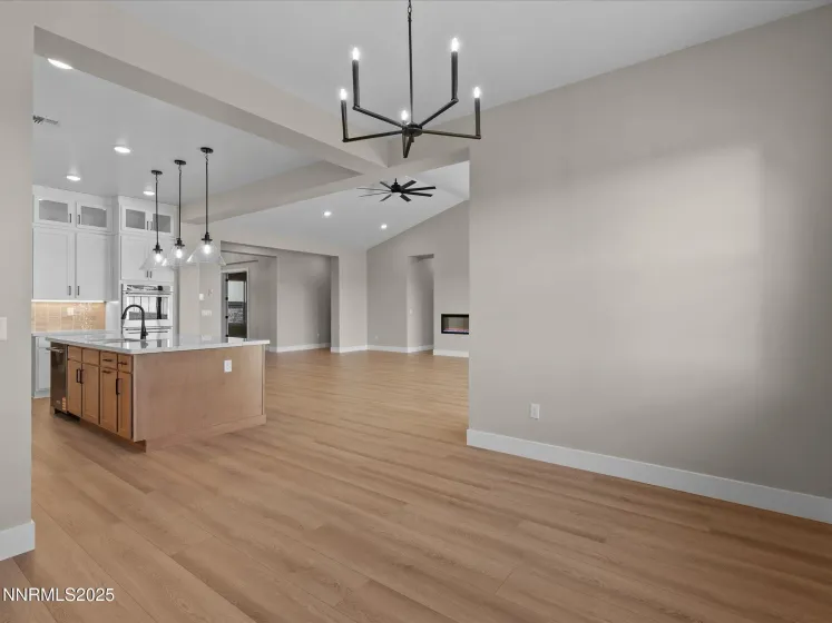 200 Pebble Creek, Sparks, Nevada 89441, 5 Bedrooms Bedrooms, ,5 BathroomsBathrooms,Residential,Residential,Pebble Creek,250051863