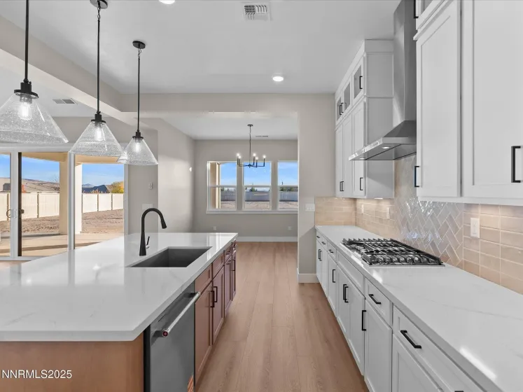 200 Pebble Creek, Sparks, Nevada 89441, 5 Bedrooms Bedrooms, ,5 BathroomsBathrooms,Residential,Residential,Pebble Creek,250051863