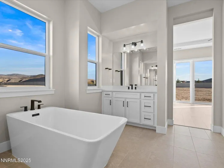 200 Pebble Creek, Sparks, Nevada 89441, 5 Bedrooms Bedrooms, ,5 BathroomsBathrooms,Residential,Residential,Pebble Creek,250051863