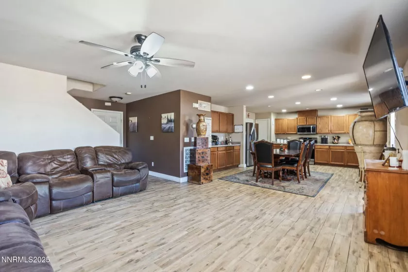 7991 Mariner Cove, Reno, Nevada 89506, 3 Bedrooms Bedrooms, ,3 BathroomsBathrooms,Residential,Residential,Mariner Cove,250051868