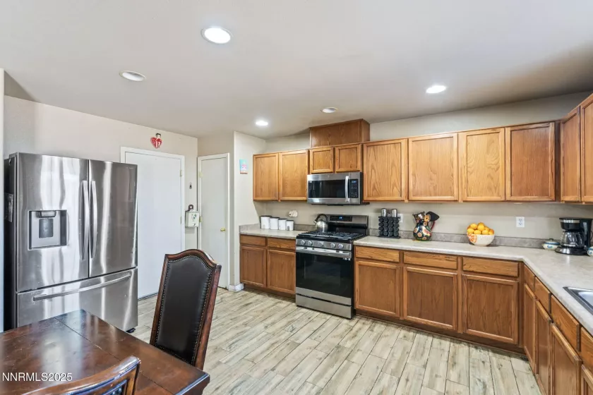 7991 Mariner Cove, Reno, Nevada 89506, 3 Bedrooms Bedrooms, ,3 BathroomsBathrooms,Residential,Residential,Mariner Cove,250051868
