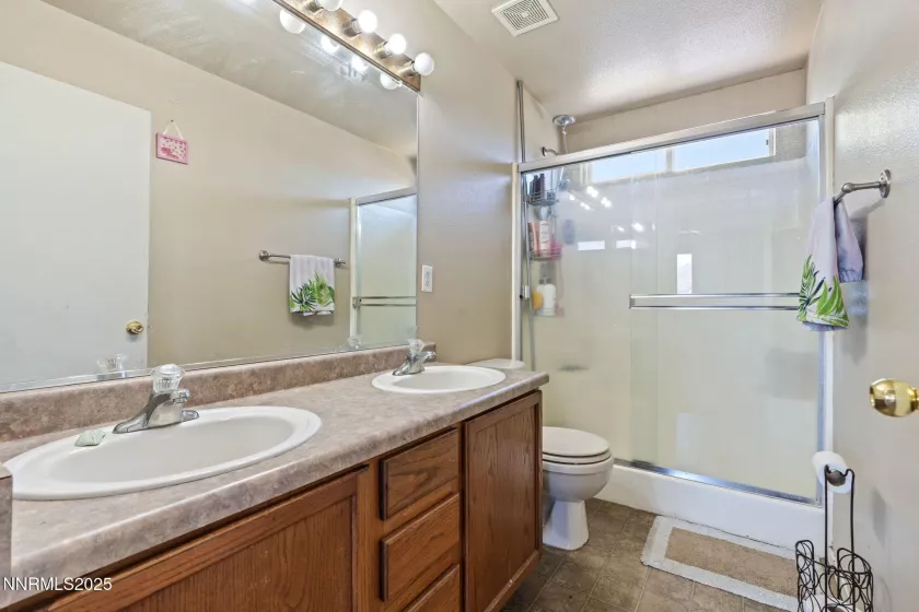 7991 Mariner Cove, Reno, Nevada 89506, 3 Bedrooms Bedrooms, ,3 BathroomsBathrooms,Residential,Residential,Mariner Cove,250051868