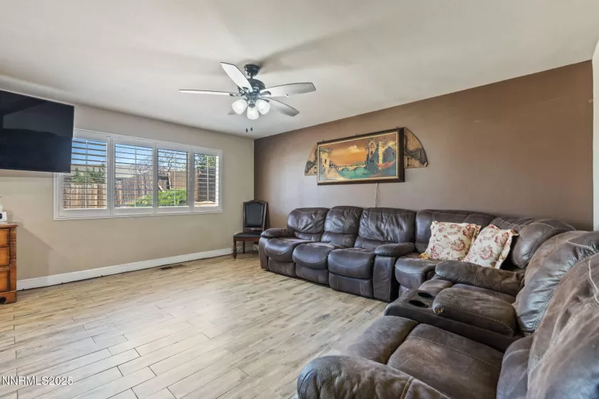 7991 Mariner Cove, Reno, Nevada 89506, 3 Bedrooms Bedrooms, ,3 BathroomsBathrooms,Residential,Residential,Mariner Cove,250051868
