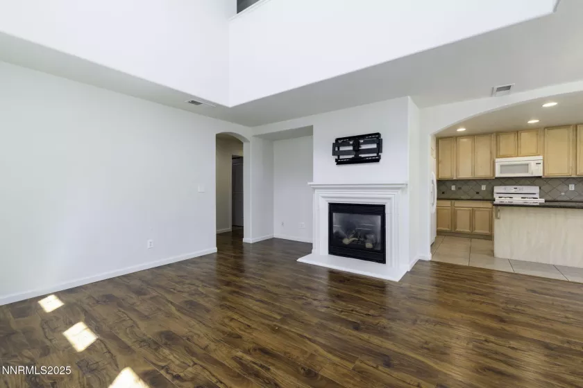 7680 Stone Bluff, Reno, Nevada 89523, 4 Bedrooms Bedrooms, ,3 BathroomsBathrooms,Residential,Residential,Stone Bluff,250051876