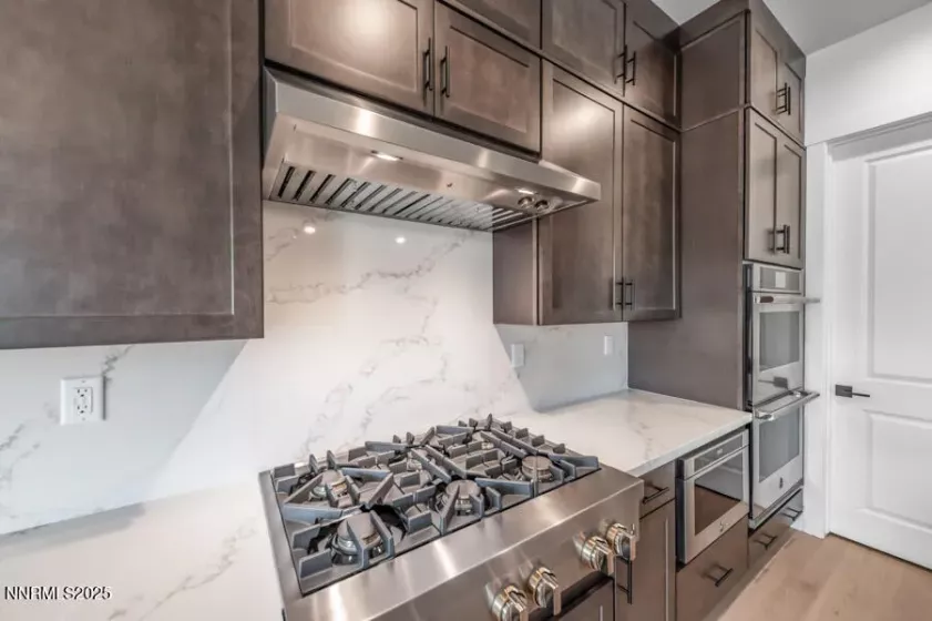 2940 Murrelet, Sparks, Nevada 89441, 3 Bedrooms Bedrooms, ,4 BathroomsBathrooms,Residential,Residential,Murrelet,250051877