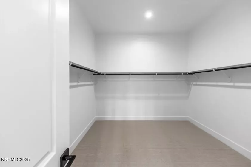 2940 Murrelet, Sparks, Nevada 89441, 3 Bedrooms Bedrooms, ,4 BathroomsBathrooms,Residential,Residential,Murrelet,250051877