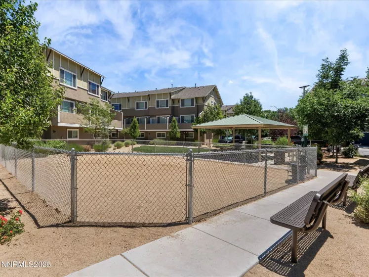 2755 Elsie Irene, Reno, Nevada 89503, 2 Bedrooms Bedrooms, ,3 BathroomsBathrooms,Residential,Residential,Elsie Irene,250051881