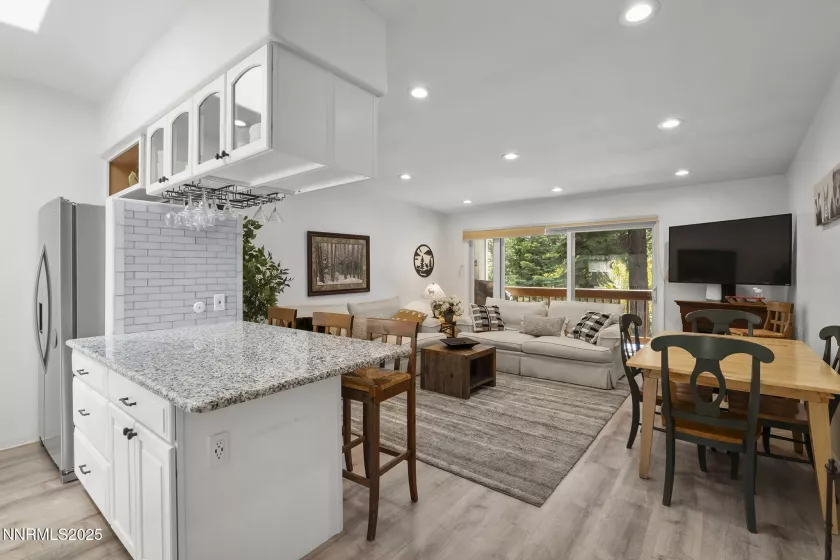 825 Southwood, Incline Village, Nevada 89451, 3 Bedrooms Bedrooms, ,2 BathroomsBathrooms,Residential,Residential,Southwood,250051886