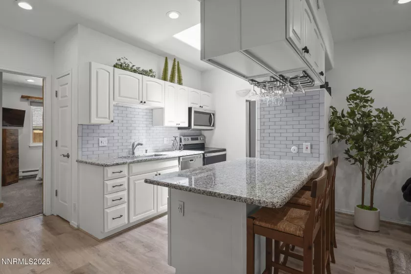 825 Southwood, Incline Village, Nevada 89451, 3 Bedrooms Bedrooms, ,2 BathroomsBathrooms,Residential,Residential,Southwood,250051886