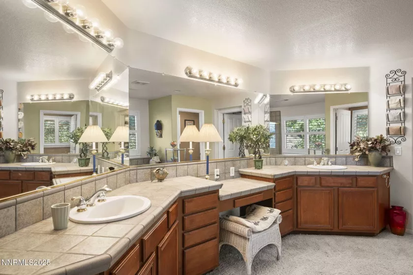 3030 Blue Grouse, Reno, Nevada 89509, 4 Bedrooms Bedrooms, ,3 BathroomsBathrooms,Residential,Residential,Blue Grouse,250051850