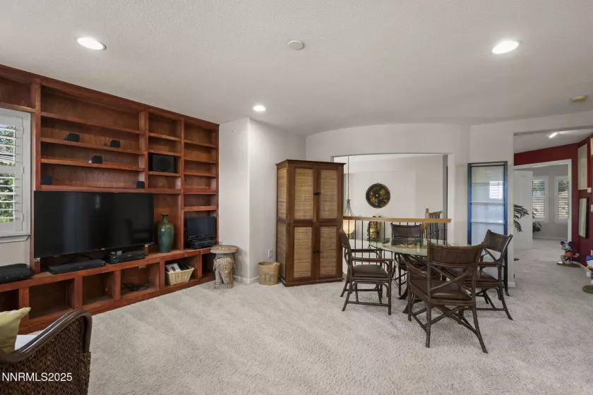 3030 Blue Grouse, Reno, Nevada 89509, 4 Bedrooms Bedrooms, ,3 BathroomsBathrooms,Residential,Residential,Blue Grouse,250051850
