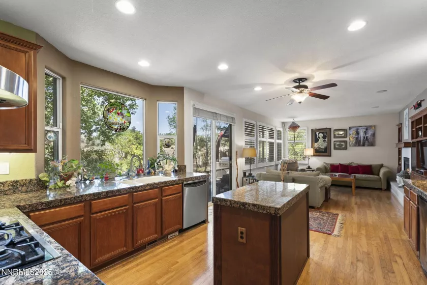 3030 Blue Grouse, Reno, Nevada 89509, 4 Bedrooms Bedrooms, ,3 BathroomsBathrooms,Residential,Residential,Blue Grouse,250051850