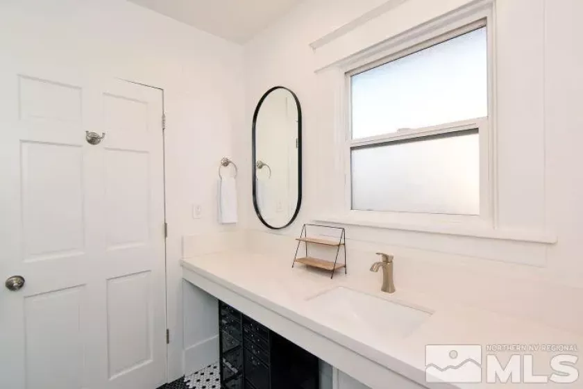 960 Ralston, Reno, Nevada 89503, 2 Bedrooms Bedrooms, ,1 BathroomBathrooms,Residential,Residential,Ralston,250000747