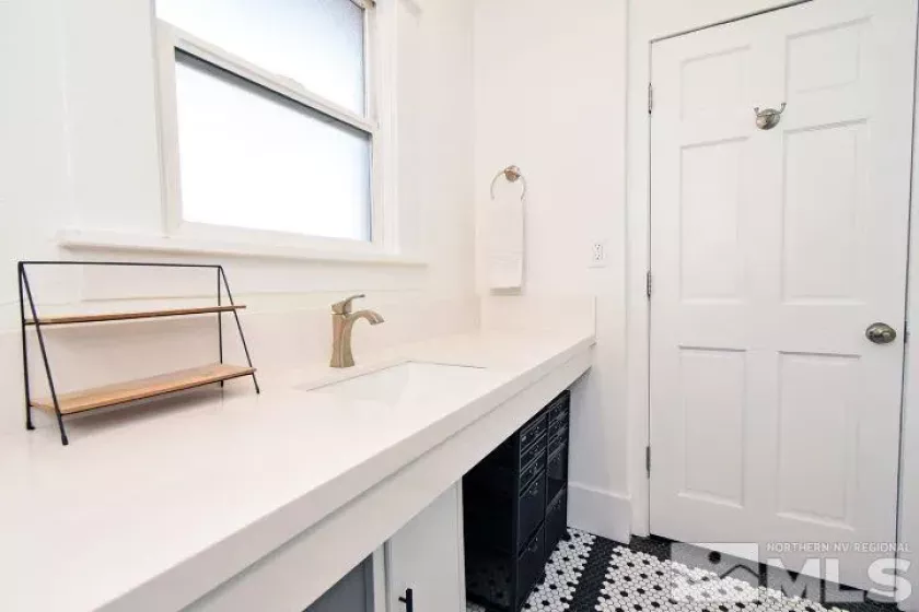 960 Ralston, Reno, Nevada 89503, 2 Bedrooms Bedrooms, ,1 BathroomBathrooms,Residential,Residential,Ralston,250000747