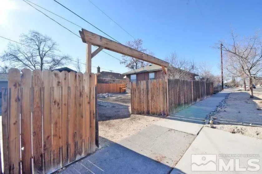 960 Ralston, Reno, Nevada 89503, 2 Bedrooms Bedrooms, ,1 BathroomBathrooms,Residential,Residential,Ralston,250000747