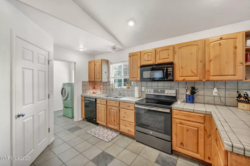 3350 Frontier, Winnemucca, Nevada 89445, 3 Bedrooms Bedrooms, ,3 BathroomsBathrooms,Residential,Residential,Frontier,250051906