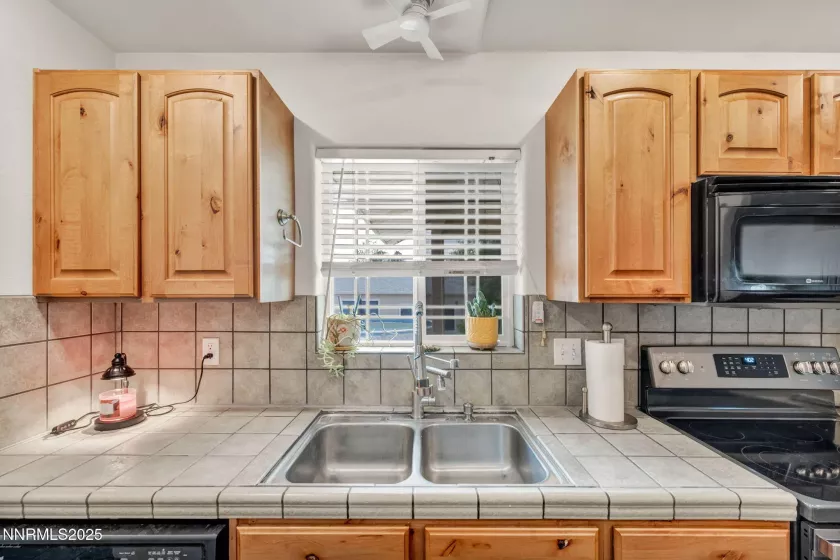 3350 Frontier, Winnemucca, Nevada 89445, 3 Bedrooms Bedrooms, ,3 BathroomsBathrooms,Residential,Residential,Frontier,250051906
