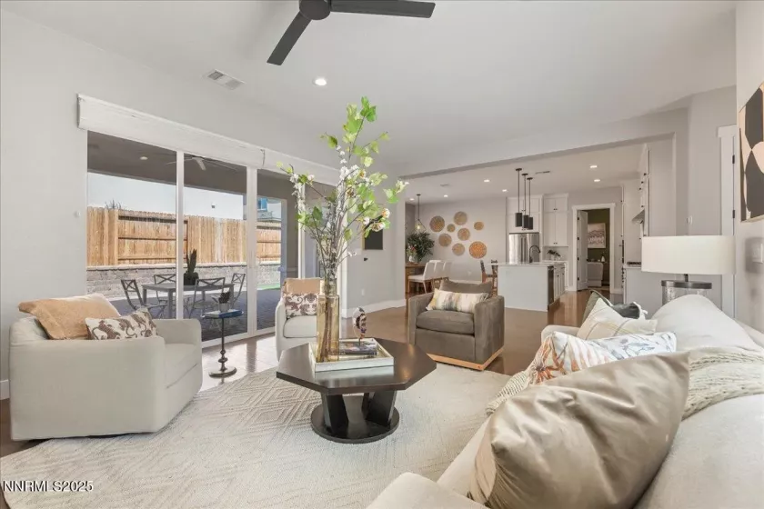 9324 Astaya, Reno, Nevada 89521, 4 Bedrooms Bedrooms, ,3 BathroomsBathrooms,Residential,Residential,Astaya,250051922