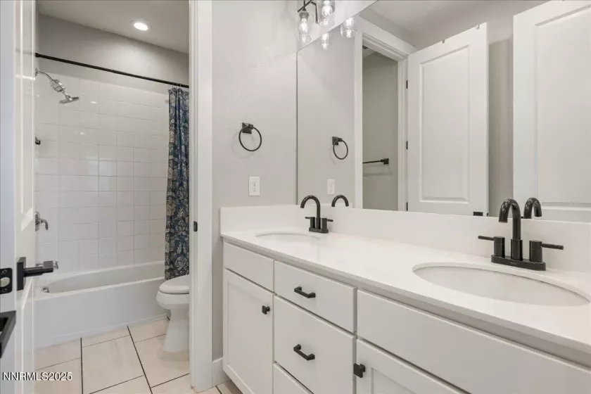 9324 Astaya, Reno, Nevada 89521, 4 Bedrooms Bedrooms, ,3 BathroomsBathrooms,Residential,Residential,Astaya,250051922