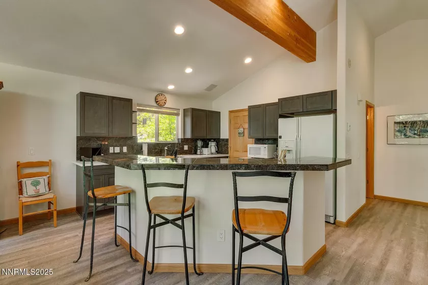 198 Country Club, Incline Village, Nevada 89451, 3 Bedrooms Bedrooms, ,3 BathroomsBathrooms,Residential,Residential,Country Club,250051929