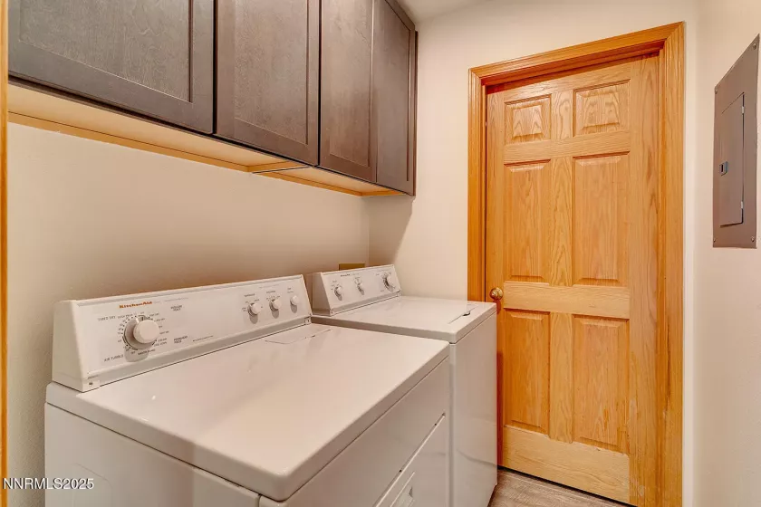 198 Country Club, Incline Village, Nevada 89451, 3 Bedrooms Bedrooms, ,3 BathroomsBathrooms,Residential,Residential,Country Club,250051929