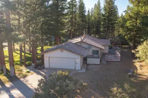25 Yellow Pine, Reno, Nevada 89511, 3 Bedrooms Bedrooms, ,3 BathroomsBathrooms,Residential,Residential,Yellow Pine,250051914