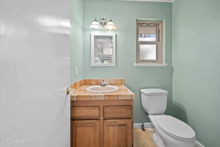 25 Yellow Pine, Reno, Nevada 89511, 3 Bedrooms Bedrooms, ,3 BathroomsBathrooms,Residential,Residential,Yellow Pine,250051914