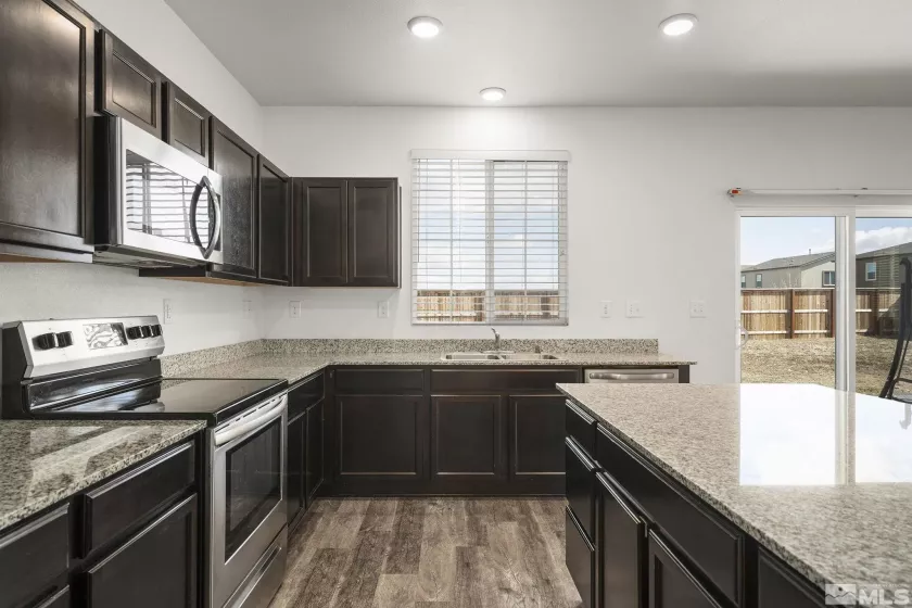 9808 Fishermans Reef, Reno, Nevada 89506, 4 Bedrooms Bedrooms, ,3 BathroomsBathrooms,Residential,Residential,Fishermans Reef,250002939