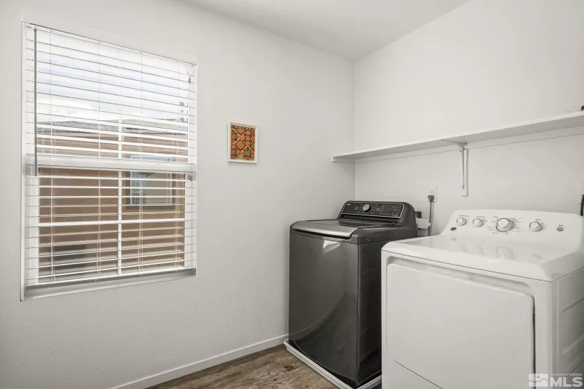 9808 Fishermans Reef, Reno, Nevada 89506, 4 Bedrooms Bedrooms, ,3 BathroomsBathrooms,Residential,Residential,Fishermans Reef,250002939