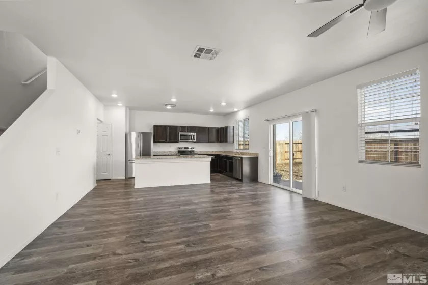 9808 Fishermans Reef, Reno, Nevada 89506, 4 Bedrooms Bedrooms, ,3 BathroomsBathrooms,Residential,Residential,Fishermans Reef,250002939