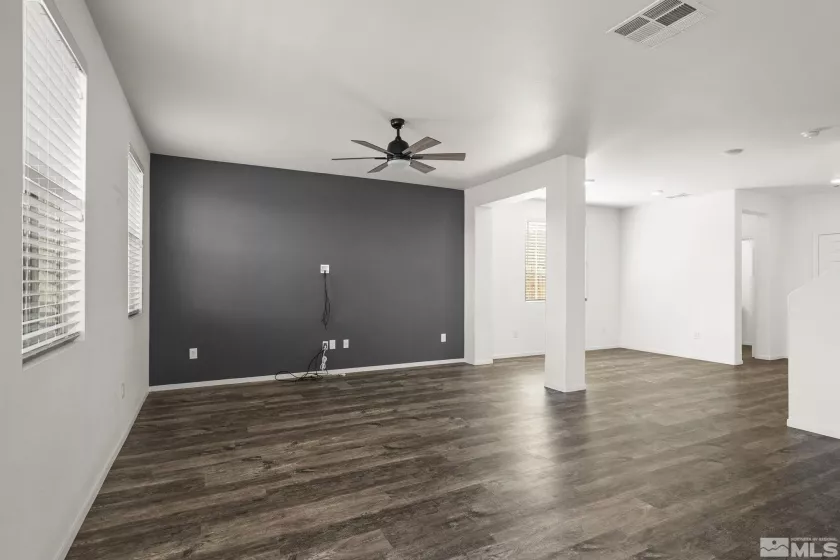 9808 Fishermans Reef, Reno, Nevada 89506, 4 Bedrooms Bedrooms, ,3 BathroomsBathrooms,Residential,Residential,Fishermans Reef,250002939