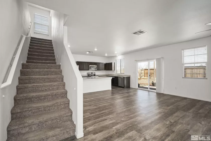 9808 Fishermans Reef, Reno, Nevada 89506, 4 Bedrooms Bedrooms, ,3 BathroomsBathrooms,Residential,Residential,Fishermans Reef,250002939