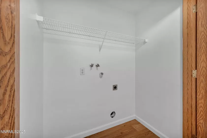 316 Corbett, Carson City, Nevada 89706, ,Residential Income,Residential,Corbett,250051915