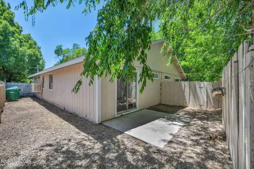 316 Corbett, Carson City, Nevada 89706, ,Residential Income,Residential,Corbett,250051915