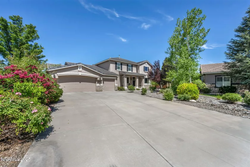 2880 Thistle Belle, Sparks, Nevada 89436, 5 Bedrooms Bedrooms, ,4 BathroomsBathrooms,Residential,Residential,Thistle Belle,250051935