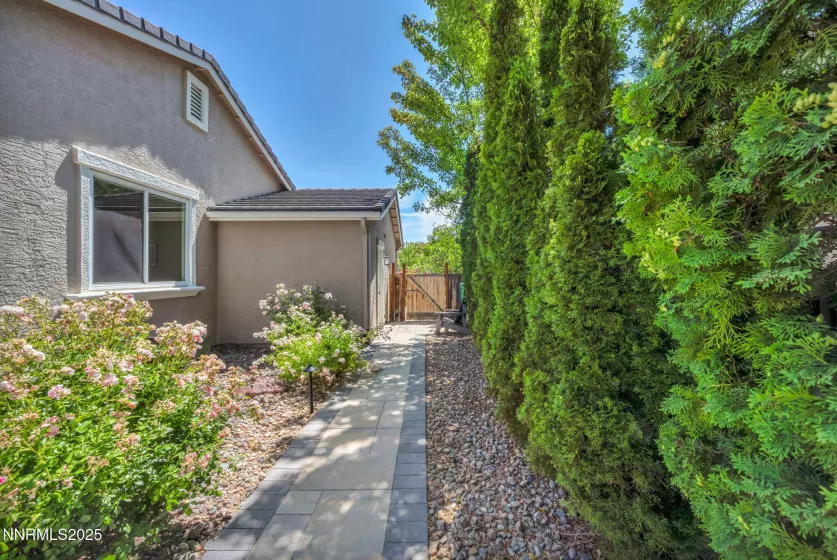 2880 Thistle Belle, Sparks, Nevada 89436, 5 Bedrooms Bedrooms, ,4 BathroomsBathrooms,Residential,Residential,Thistle Belle,250051935