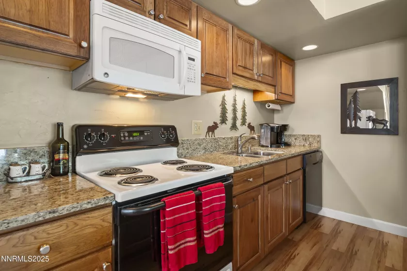 123 Juanita, Incline Village, Nevada 89451, 4 Bedrooms Bedrooms, ,2 BathroomsBathrooms,Residential,Residential,Juanita,250051936