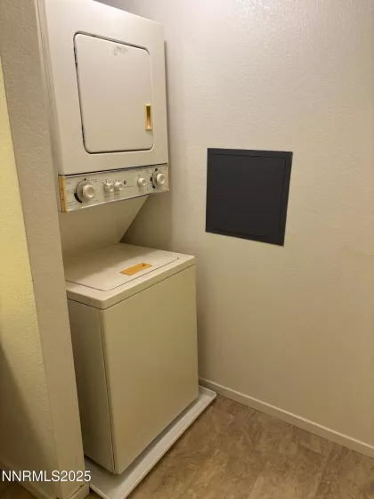 1465 Peckham, Reno, Nevada 89502, 1 Bedroom Bedrooms, ,1 BathroomBathrooms,Residential,Residential,Peckham,250051938