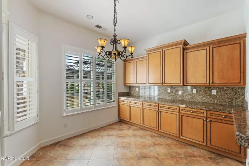 7816 Casarey, Sparks, Nevada 89436, 5 Bedrooms Bedrooms, ,3 BathroomsBathrooms,Residential,Residential,Casarey,250051939