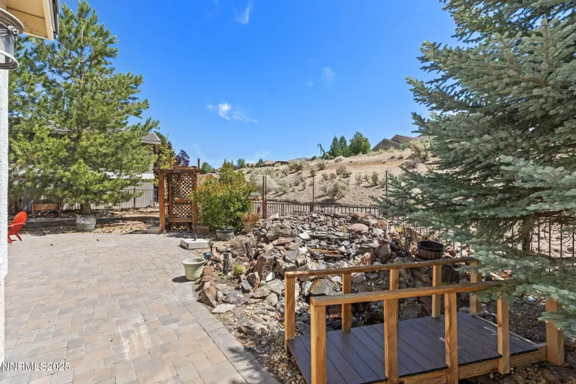7816 Casarey, Sparks, Nevada 89436, 5 Bedrooms Bedrooms, ,3 BathroomsBathrooms,Residential,Residential,Casarey,250051939