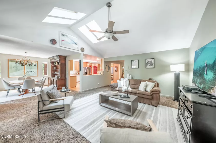 633 2nd Creek, Incline Village, Nevada 89451, 3 Bedrooms Bedrooms, ,2 BathroomsBathrooms,Residential,Residential,2nd Creek,250051941