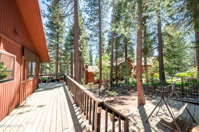 633 2nd Creek, Incline Village, Nevada 89451, 3 Bedrooms Bedrooms, ,2 BathroomsBathrooms,Residential,Residential,2nd Creek,250051941